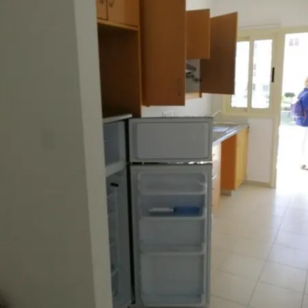 Elysia Park Miris Apartment Paphos
